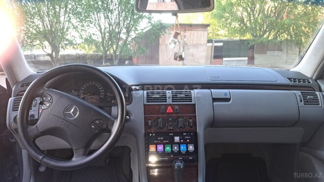 Mercedes E 220 d 2000, 258,000 km - 2.2 l - Bakı