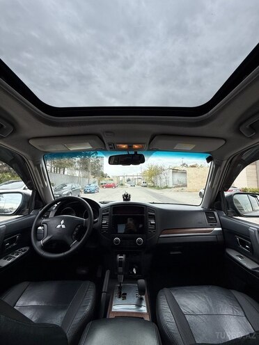Mitsubishi Pajero 2008, 230,172 km - 3.2 l - Bakı