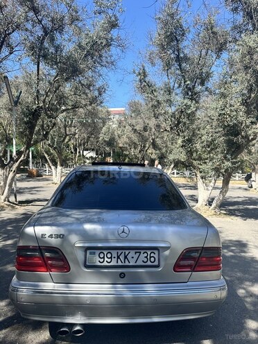 Mercedes E 430 2001, 331,000 km - 4.3 l - Bakı