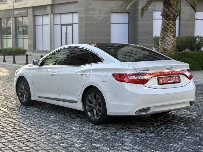 Hyundai Azera-6