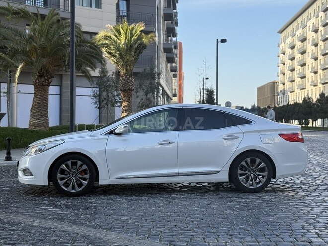 Hyundai Azera-4