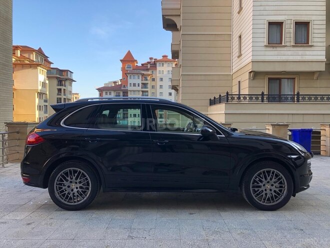 Porsche Cayenne 2013, 134,000 km - 4.8 л - Bakı