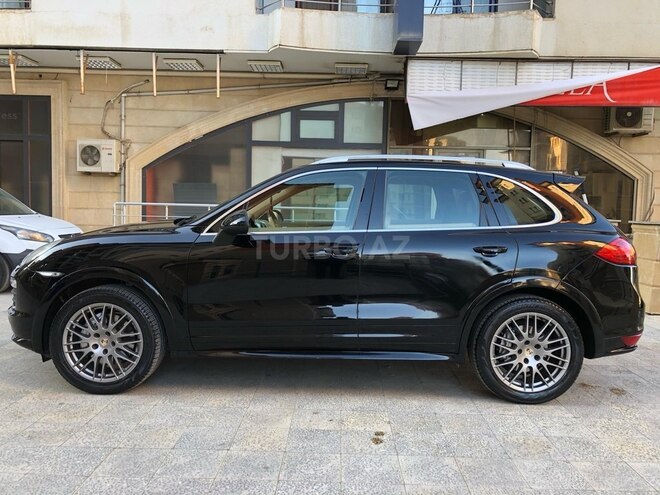 Porsche Cayenne 2013, 134,000 km - 4.8 л - Bakı