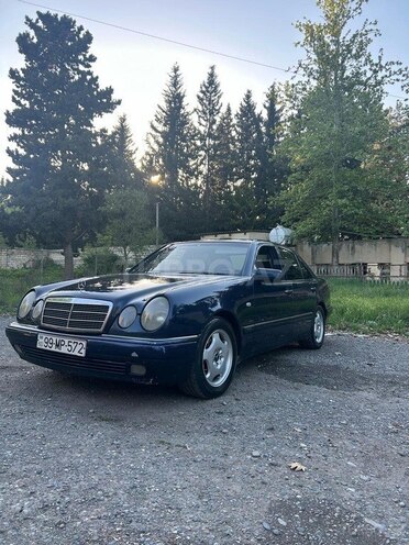 Mercedes E 230 1996, 350,000 km - 2.3 l - Beyləqan