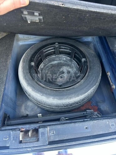 Mercedes E 230 1996, 350,000 km - 2.3 l - Beyləqan