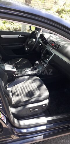 Volkswagen Passat 2013, 234,000 km - 1.8 л - Quba