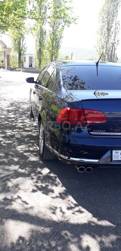 Volkswagen Passat 2013, 234,000 km - 1.8 л - Quba