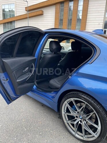 BMW 320-8
