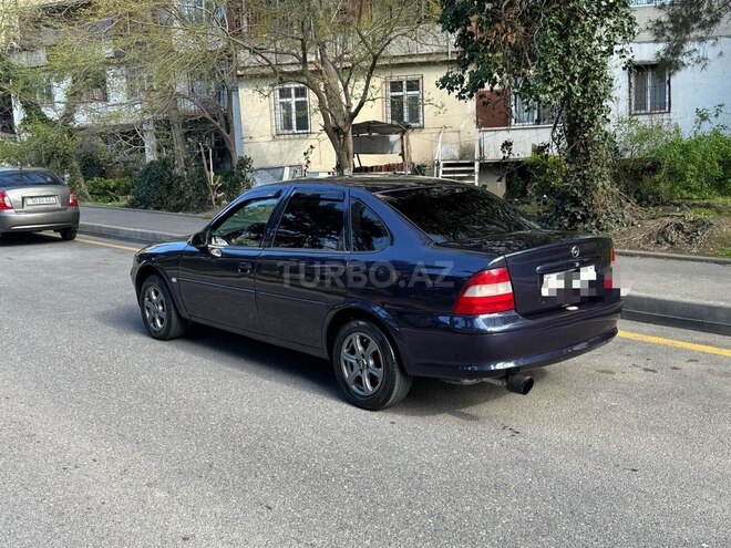 Opel Vectra 1996, 324,508 km - 1.6 l - Bakı