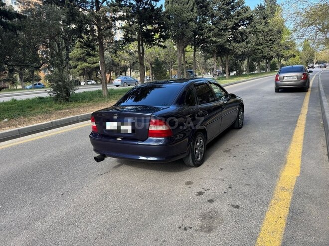 Opel Vectra 1996, 324,508 km - 1.6 l - Bakı