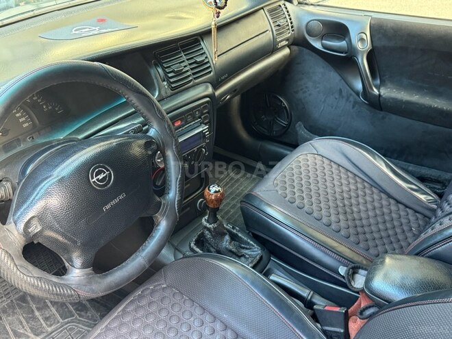 Opel Vectra 1996, 324,508 km - 1.6 l - Bakı