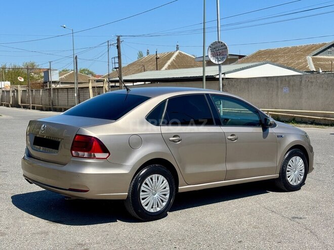 Volkswagen Polo 2018, 111,000 km - 1.6 l - Bakı