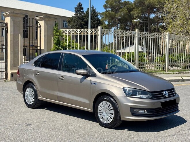 Volkswagen Polo 2018, 111,000 km - 1.6 l - Bakı
