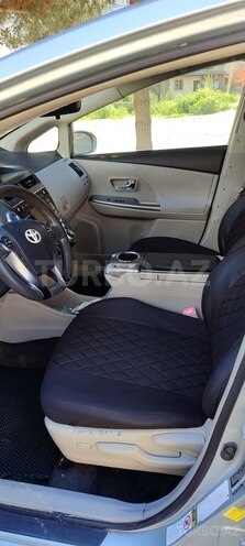 Toyota Prius V 2015, 514,990 km - 1.8 l - Bakı