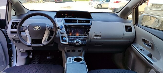 Toyota Prius V 2015, 514,990 km - 1.8 l - Bakı