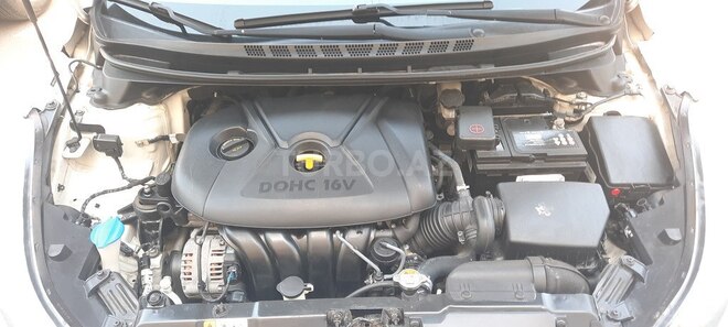 Hyundai Elantra 2015, 119,000 km - 1.8 l - Bakı