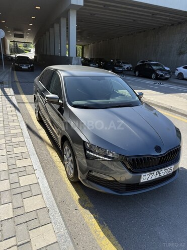 Skoda Rapid 2021, 88,300 km - 1.6 l - Bakı