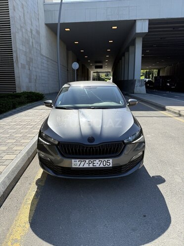 Skoda Rapid 2021, 88,300 km - 1.6 l - Bakı