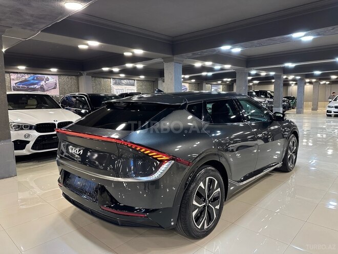 Kia EV6-6