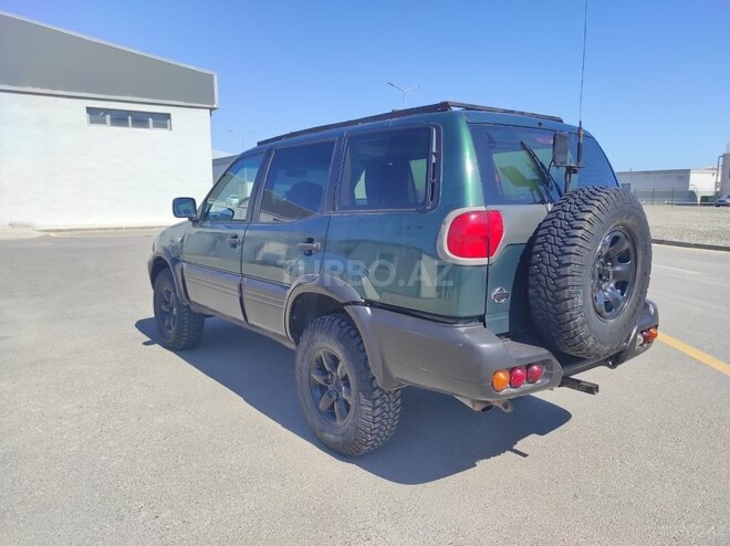 Nissan Terrano 2001, 320,000 km - 3.2 l - Bakı