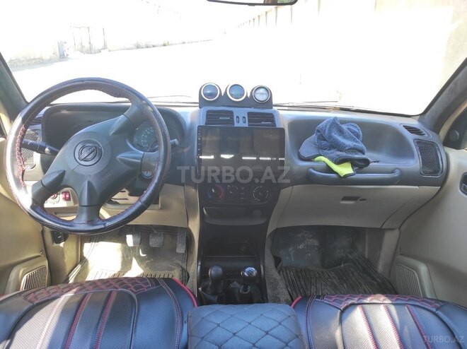 Nissan Terrano 2001, 320,000 km - 3.2 l - Bakı