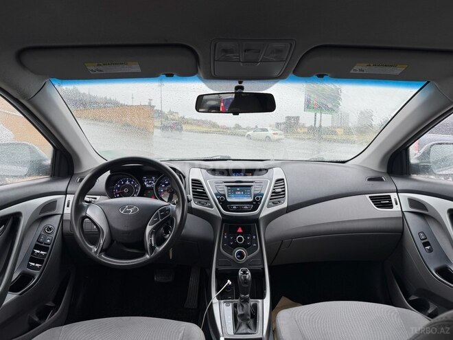 Hyundai Elantra 2015, 131,000 km - 1.8 l - Bakı