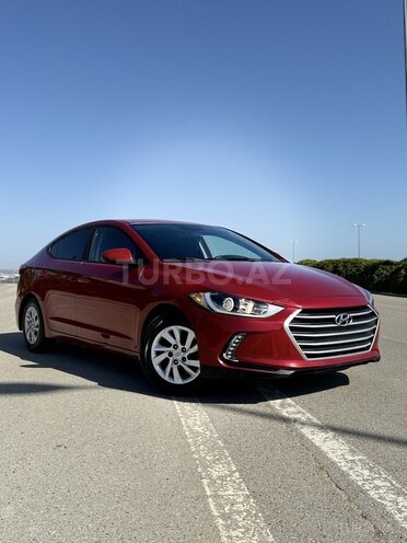 Hyundai Elantra-1