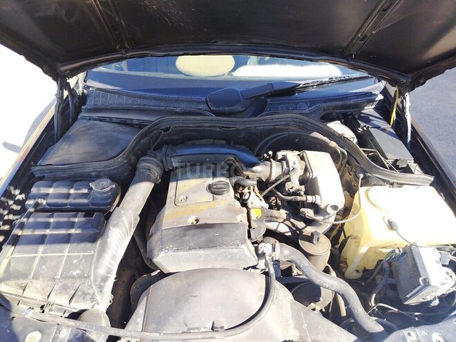 Mercedes C 200 1996, 358,600 km - 2.0 l - Bakı