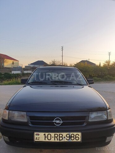 Opel Astra 1992, 312,041 km - 1.8 л - Bakı