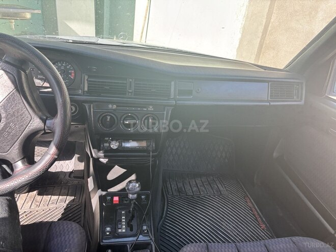 Mercedes 190 1989, 293,788 km - 2.3 л - Bakı