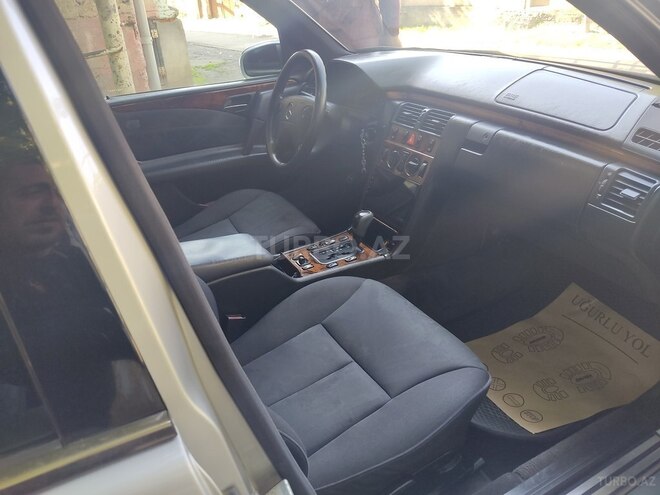 Mercedes E 240 1998, 325,000 km - 2.4 l - Mingəçevir