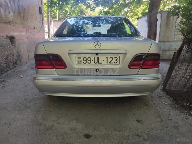 Mercedes E 240 1998, 325,000 km - 2.4 l - Mingəçevir