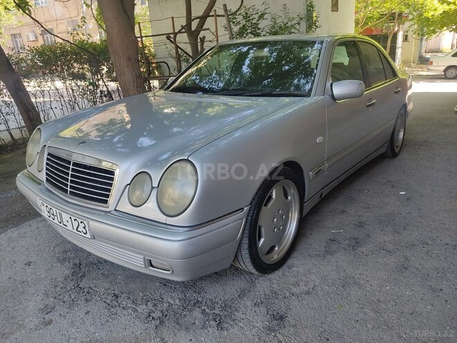 Mercedes E 240 1998, 325,000 km - 2.4 l - Mingəçevir