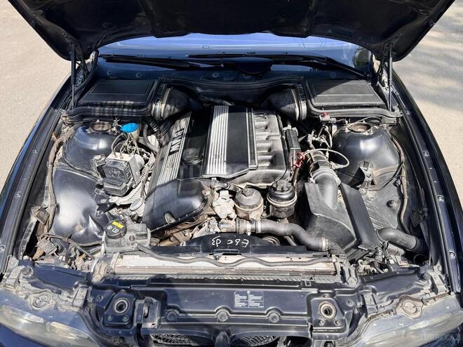 BMW 525 2000, 443,200 km - 2.5 l - Yevlax
