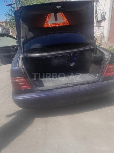 Mercedes E 240 1998, 379,000 km - 2.4 l - Bakı