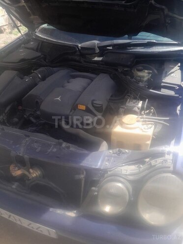 Mercedes E 240 1998, 379,000 km - 2.4 l - Bakı