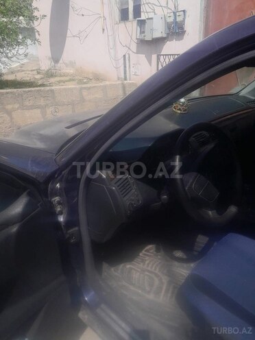 Mercedes E 240 1998, 379,000 km - 2.4 l - Bakı