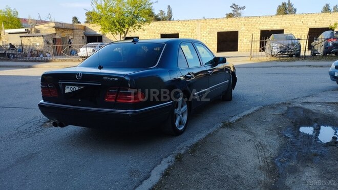 Mercedes E 230 1995, 270,000 km - 2.3 l - Sumqayıt