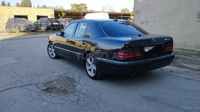 Mercedes E 230 1995, 270,000 km - 2.3 l - Sumqayıt