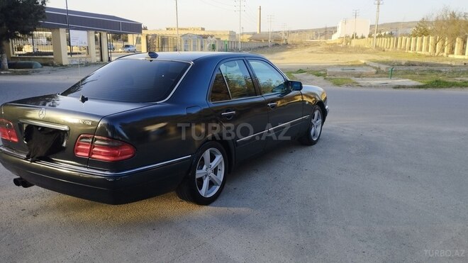 Mercedes E 230 1995, 270,000 km - 2.3 l - Sumqayıt