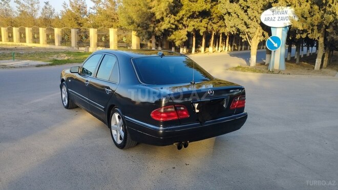 Mercedes E 230 1995, 270,000 km - 2.3 l - Sumqayıt
