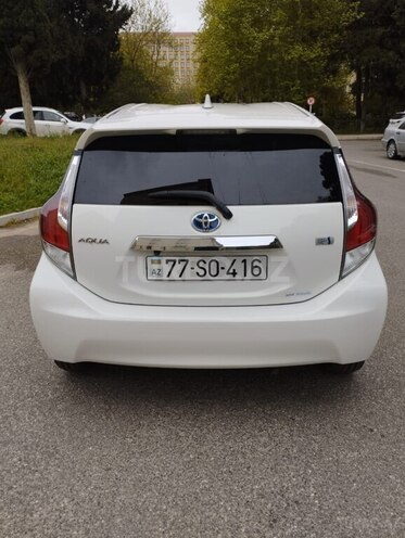 Toyota Aqua 2017, 132,000 km - 1.5 l - Bakı