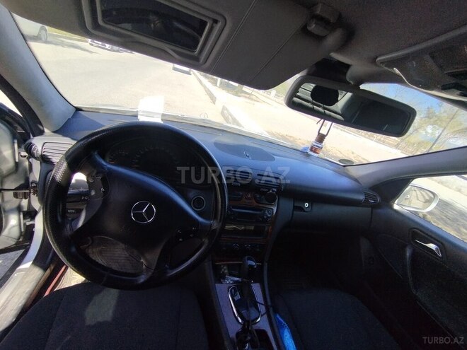Mercedes C 180 2002, 350,000 km - 1.8 l - Bakı