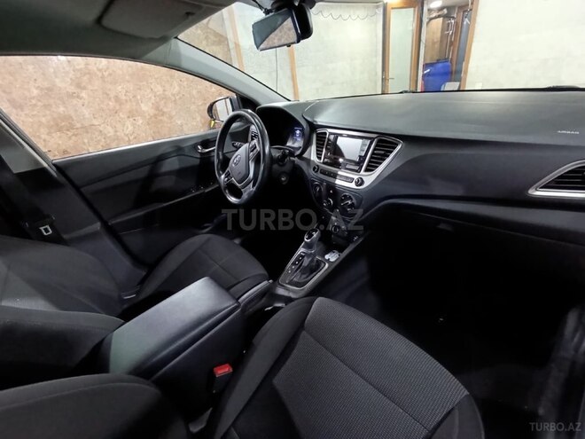 Hyundai Accent 2019, 103,701 km - 1.6 l - Bakı