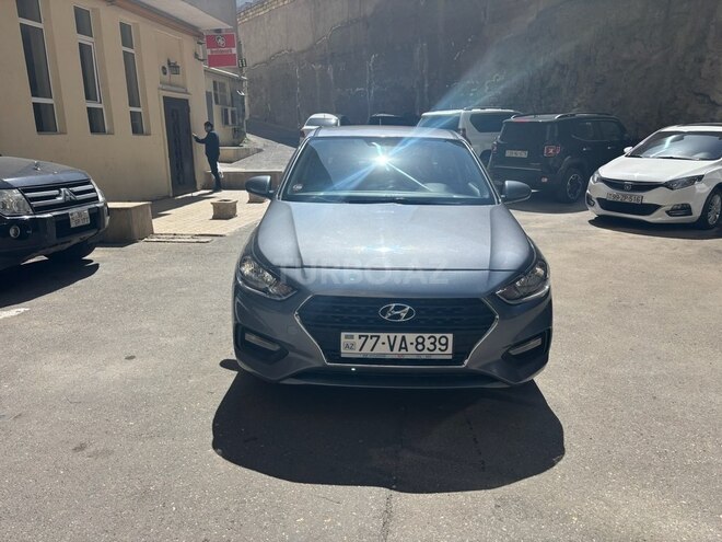Hyundai Accent 2019, 103,701 km - 1.6 l - Bakı