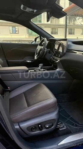 Lexus RX 350h 2023, 12,600 km - 2.5 l - Bakı