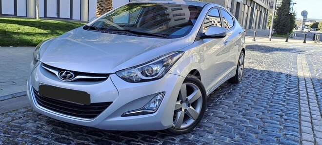 Hyundai Avante 2015, 180,000 km - 1.6 л - Bakı