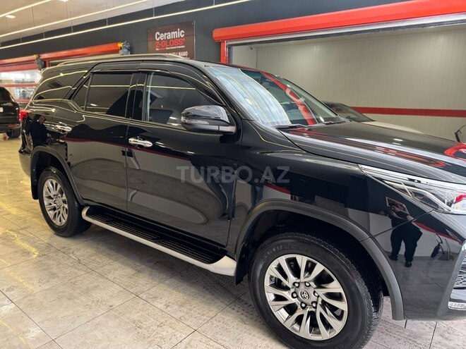Toyota Fortuner-17
