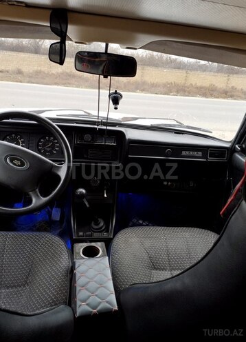 LADA (VAZ) 2107 2006, 45,216 km - 1.6 l - Salyan