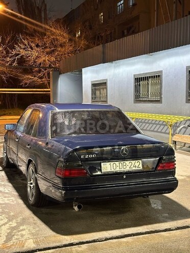 Mercedes E 200 1993, 350,000 km - 2.0 l - Bakı